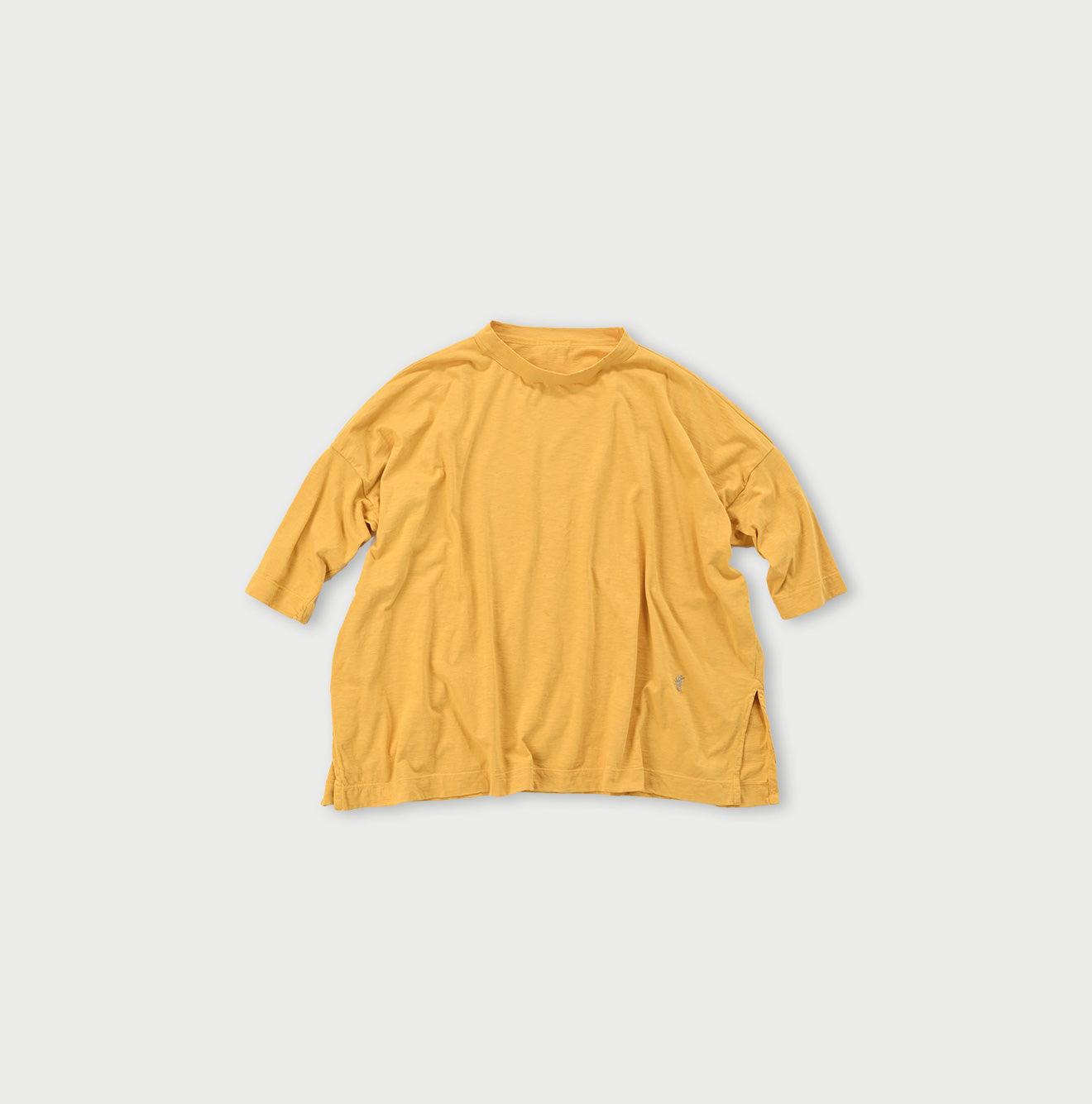 Big Slit 45 Colors T-shirt