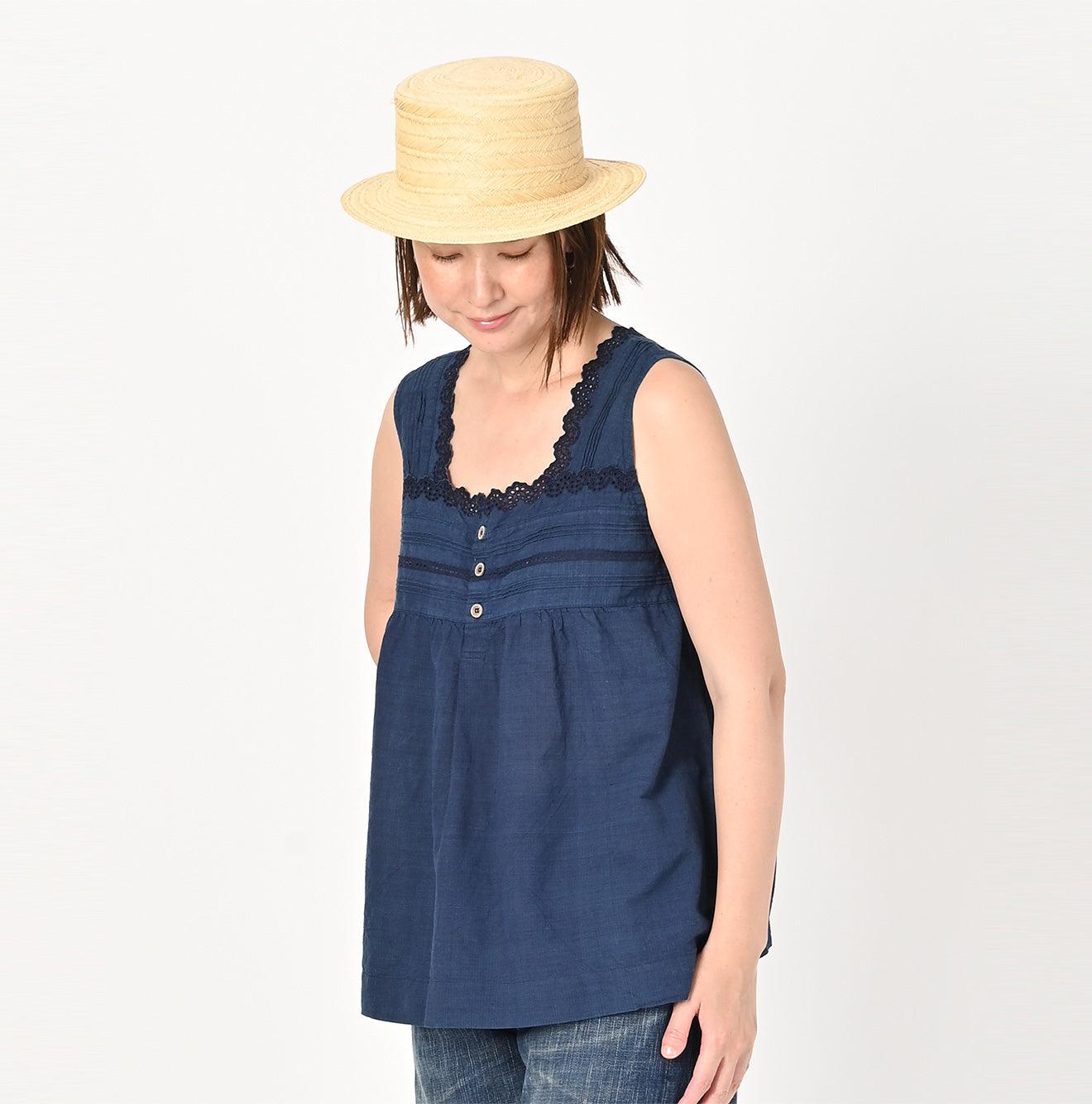 Ai Indigo Khadi Lace de Sleeveless Top