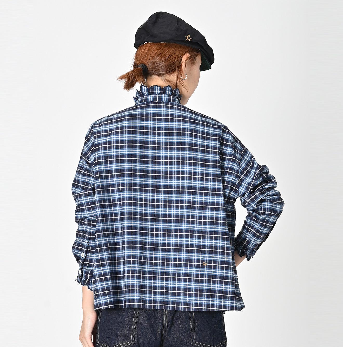 Light Oxford Cutworkd Pullover Shirt