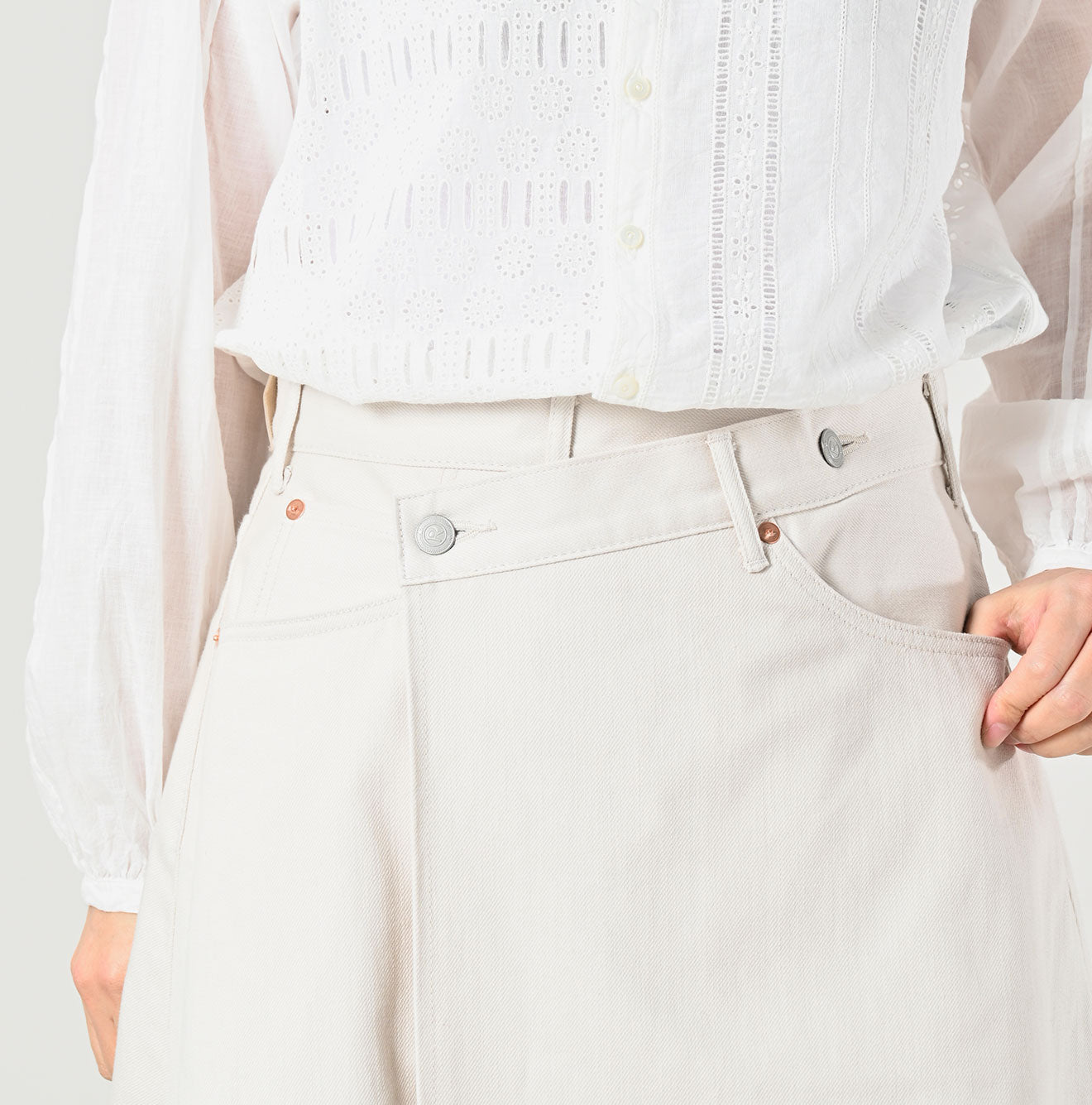 45R Rye Mugi Denim Crossover Skirt White Raw