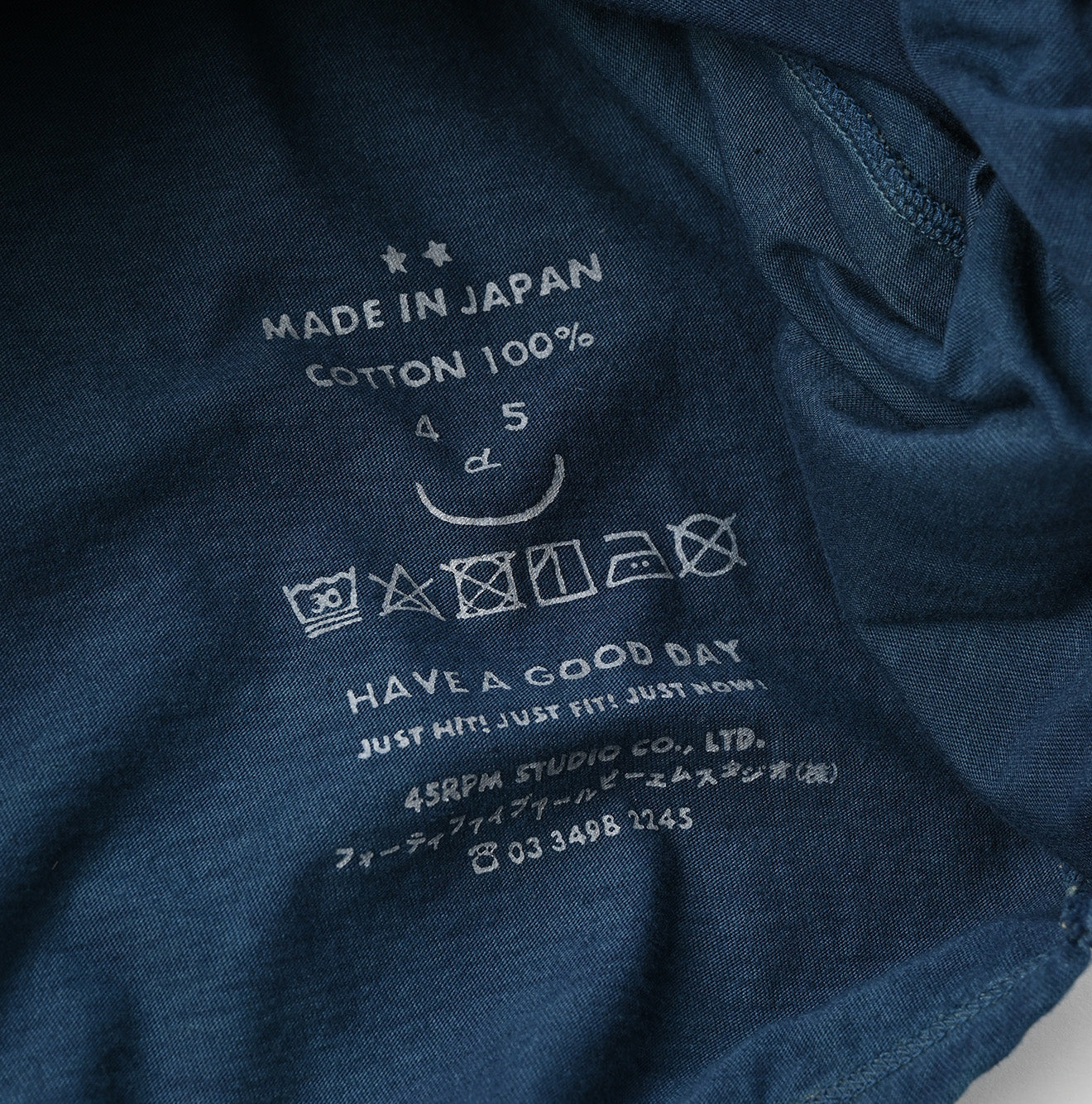 45R World Cotton -  Ai Indigo Suvin 908 Uma T-shirt