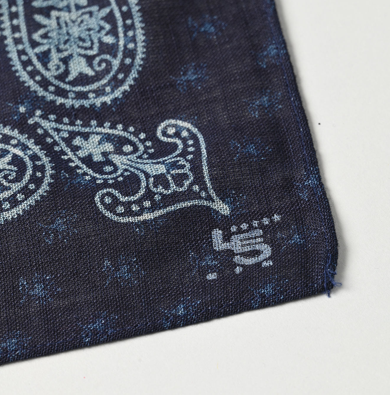 45R Indigo Gauze Paisley Bandana