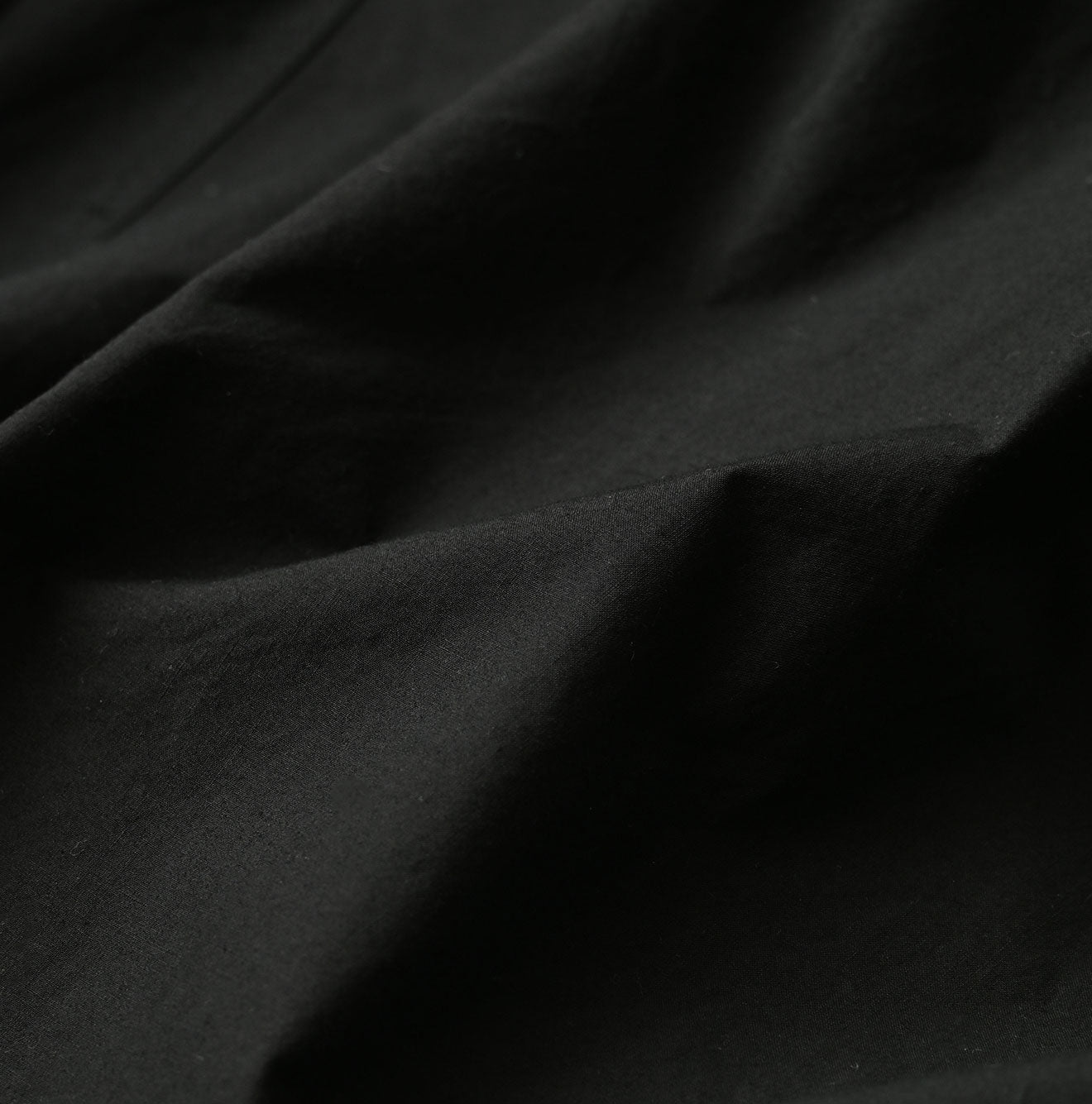 45R Batiste 908 Tuck Stand Collar Shirt