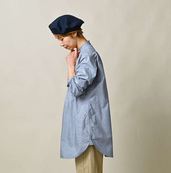 45R Batiste 908 Tuck Stand Collar Shirt