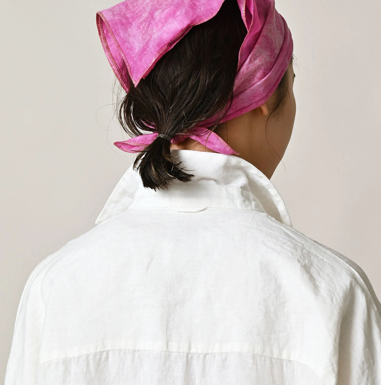 45R Linen 908 Uma Shirt - Image 14