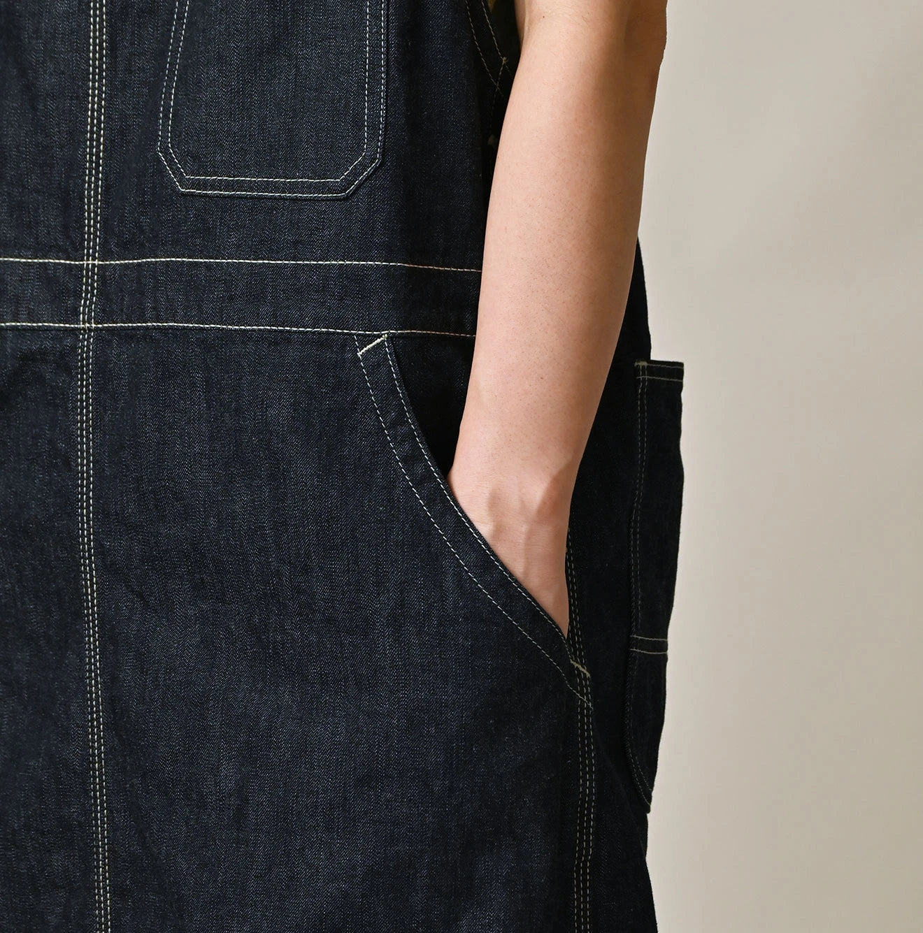 45R Mugihiko Denim Over Skirt Nou - Image 6