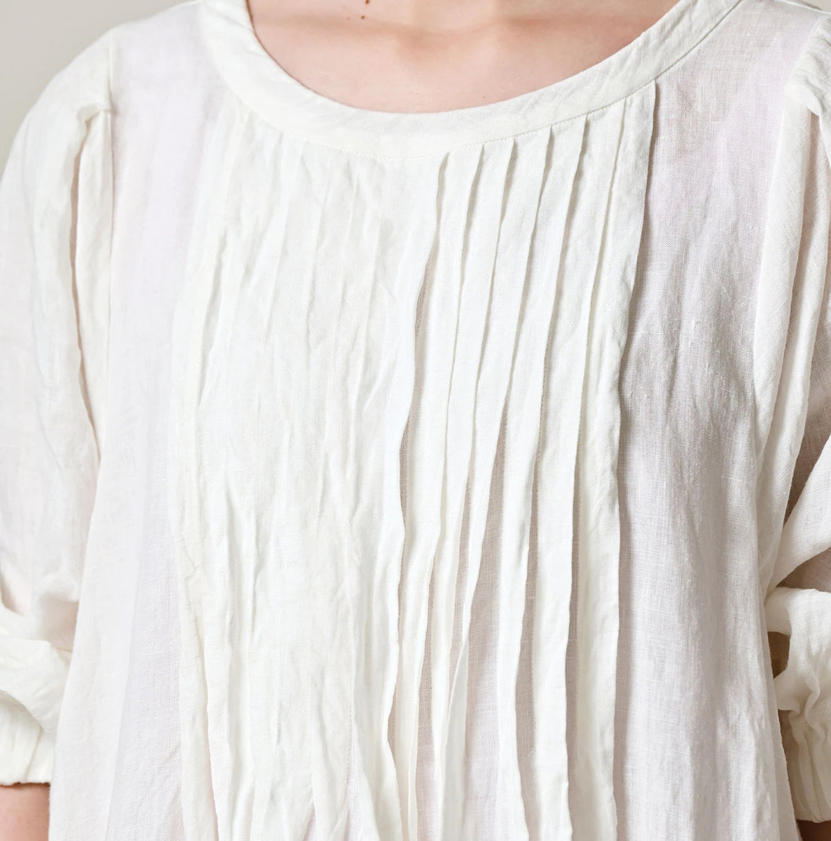 45R Linen Tuck Dress