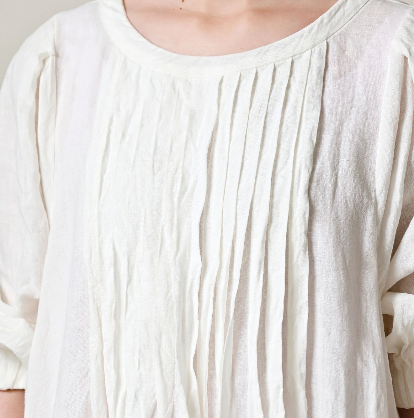 45R Linen Tuck Dress - Image 6