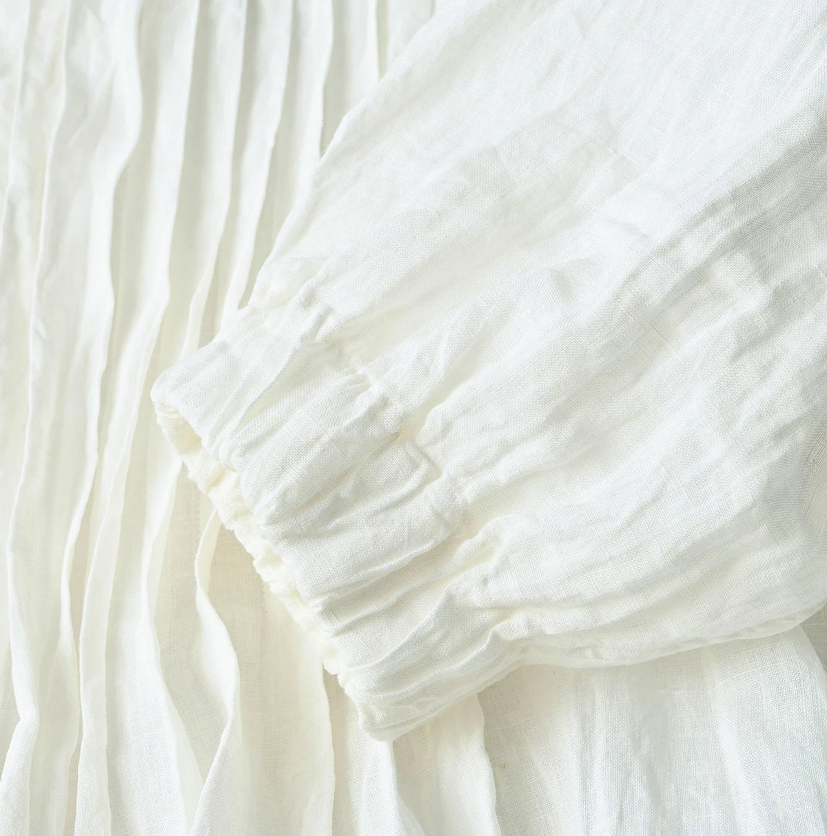 45R Linen Tuck Dress