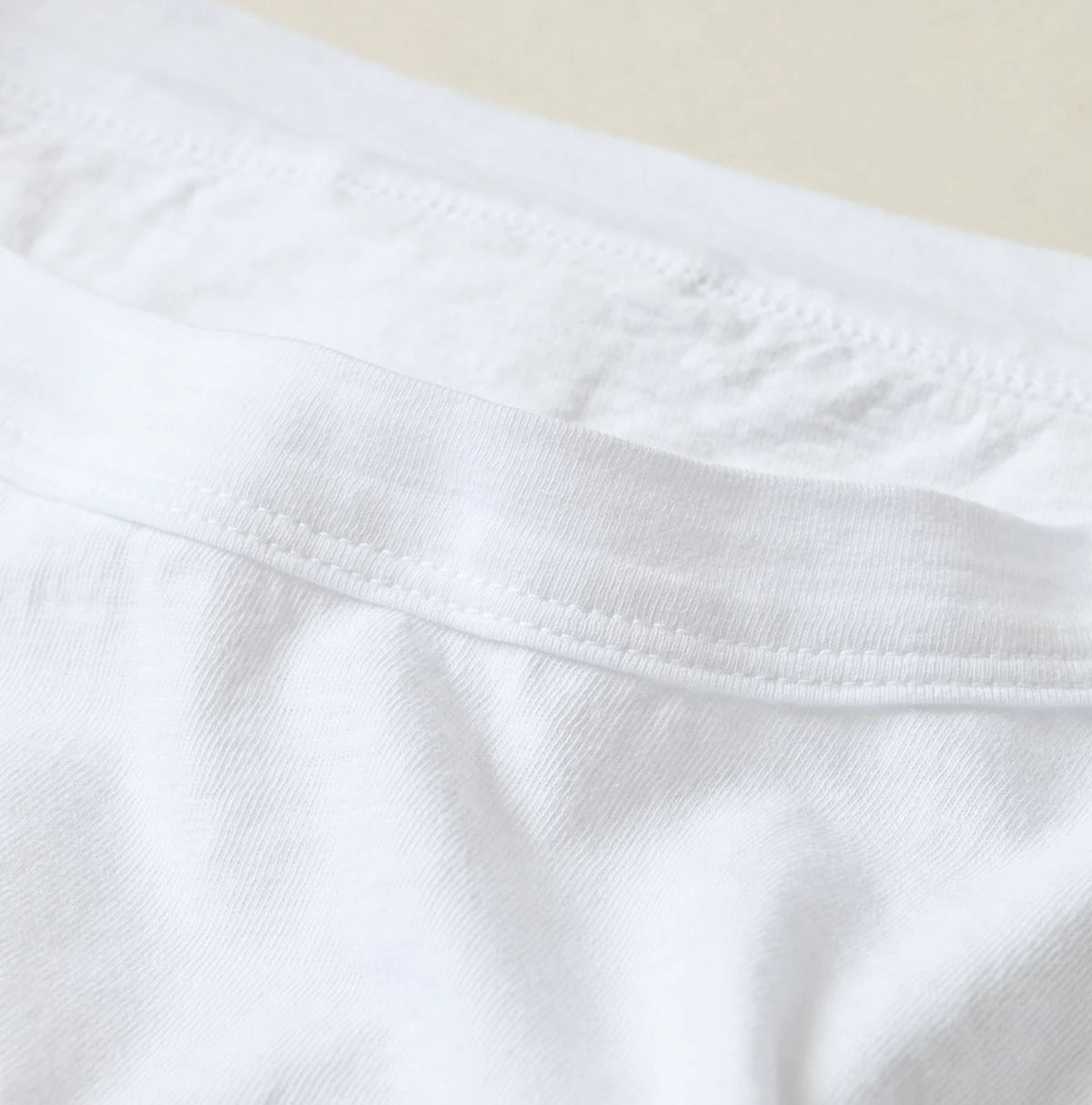 45R Ocean 908 Short Sleeve T-Shirt (White Size 9.8)