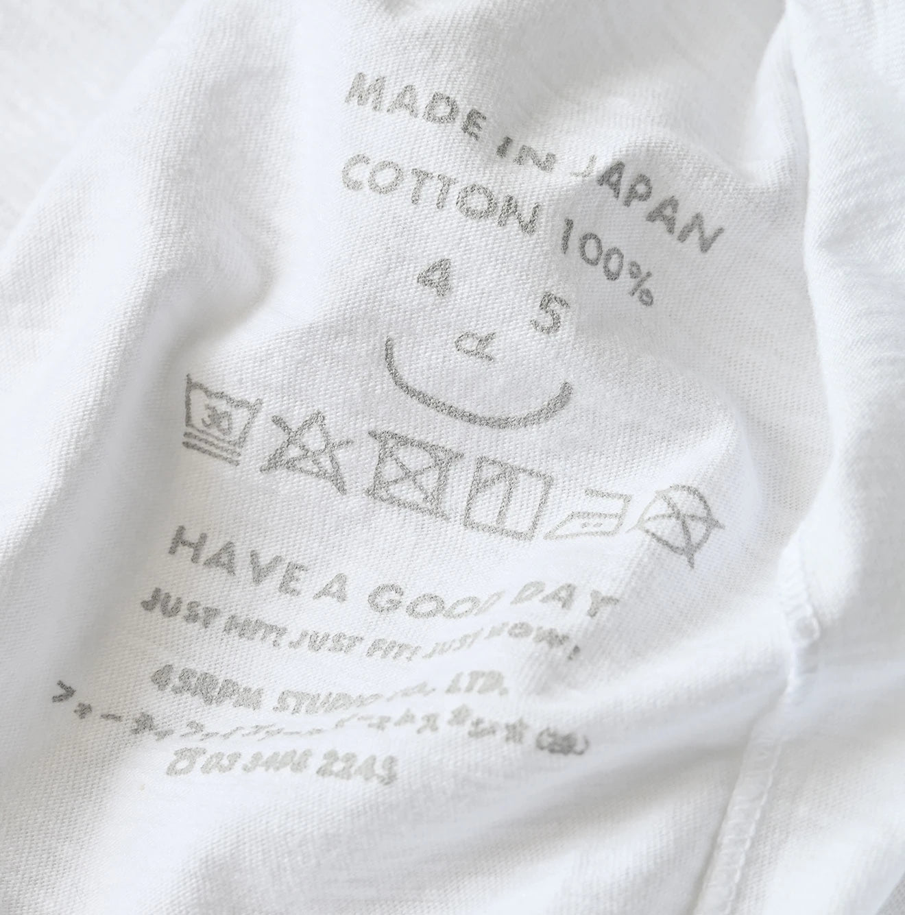 45R Ocean 908 Short Sleeve T-Shirt (White Size 9.8)