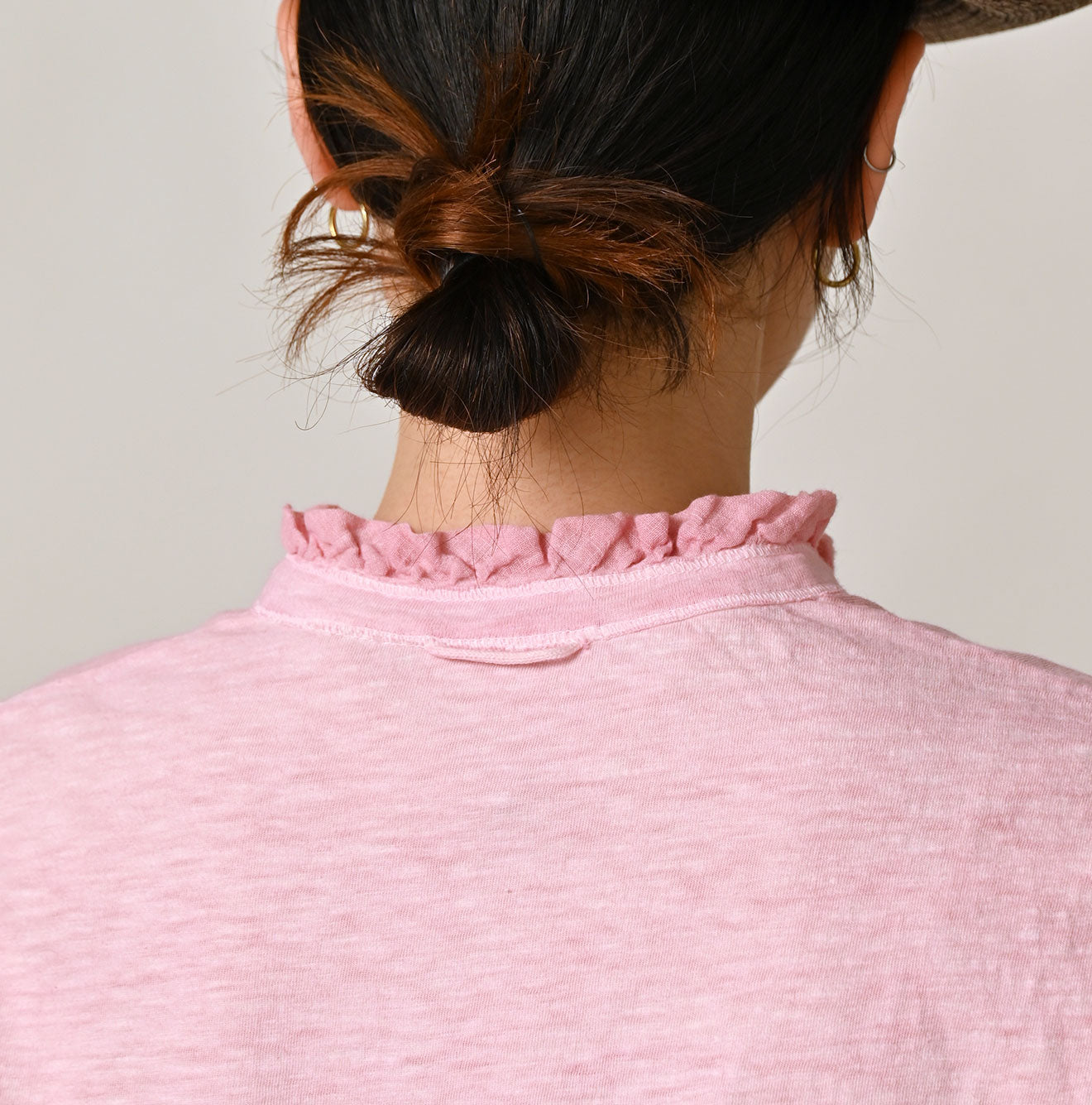 45R Frilled Square Henley (Botanical-dyed) - Image 10