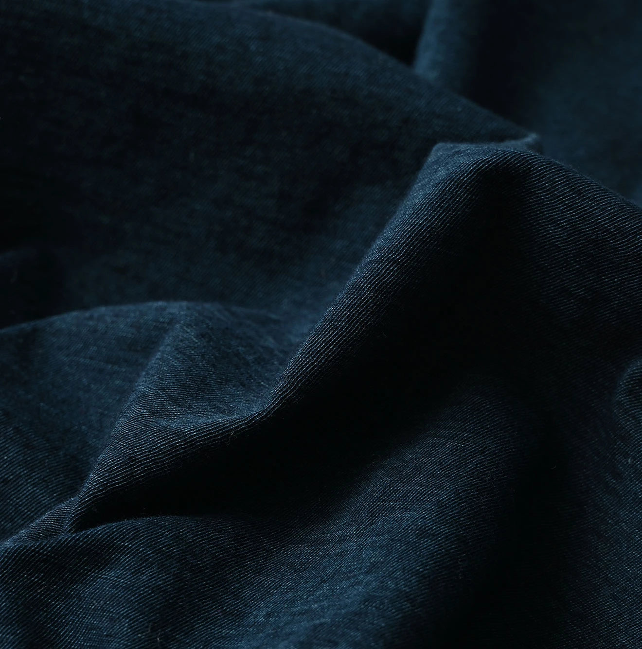 45R Indigo Tenjiku Chibi V-Neck T-shirt