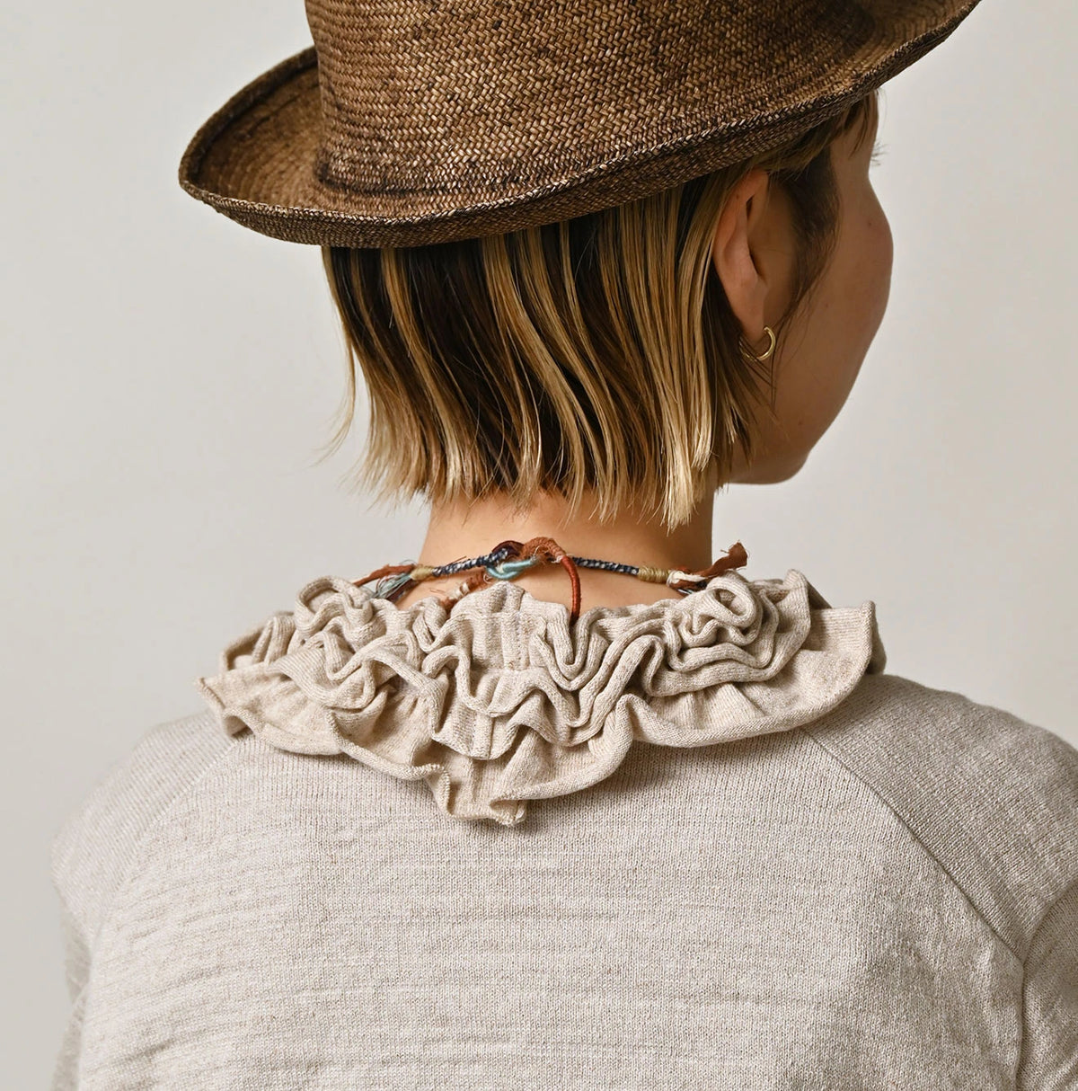 45R Dekoboko Knit-sewn Frilled Bolero