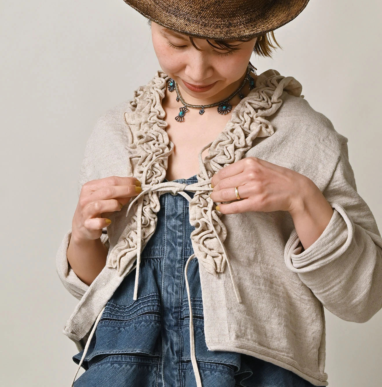 45R Dekoboko Knit-sewn Frilled Bolero - Image 15