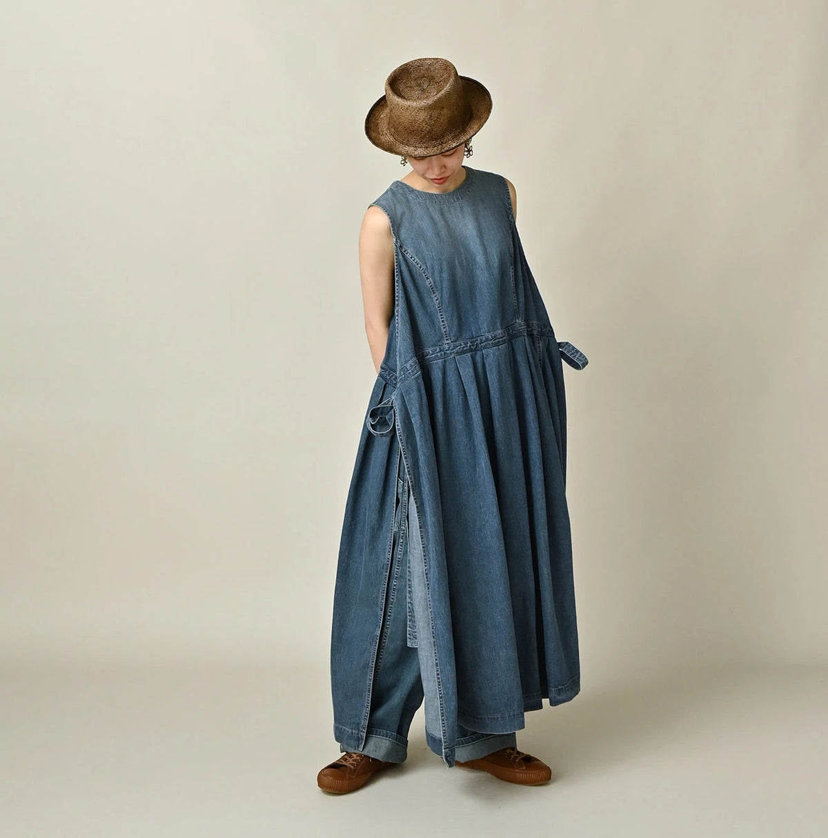 loose denim dress Mugihiko Denim Wrap Dress Nou