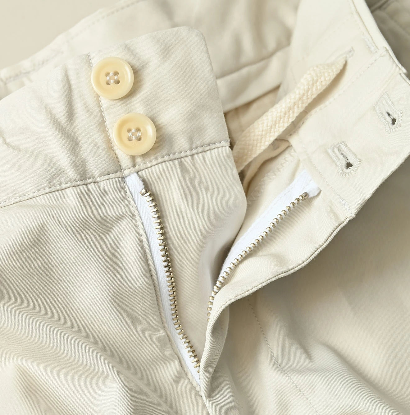 45R Gabardine 908 Nîmes Shorts - Image 18