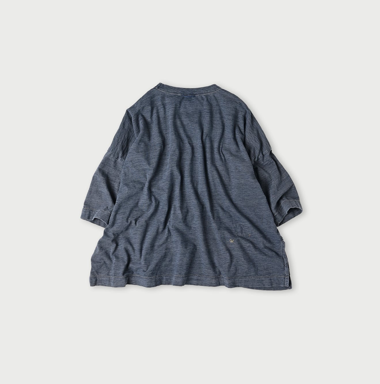 45R Indigo Big Slit T-shirt Distressed
