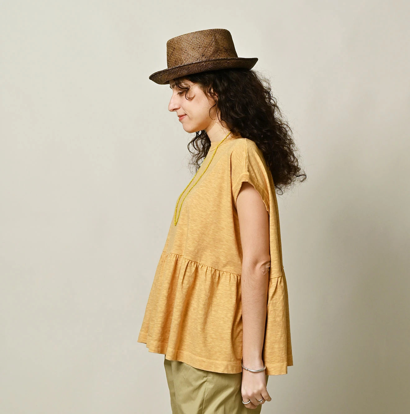 45R Gathered M T-shirt - Image 9