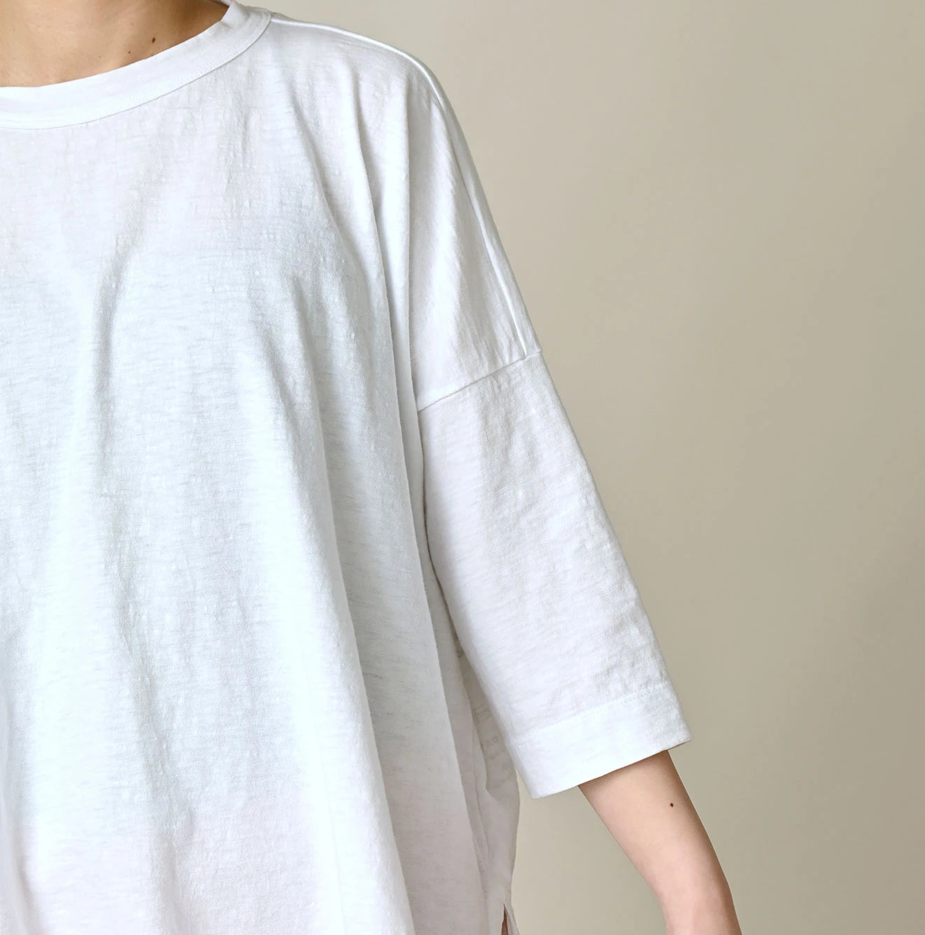 45R Big Slit T-shirt (White) - Image 7