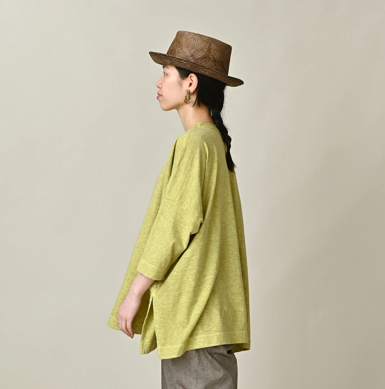 45R Big Slit T-shirt (Plant-Based Dye) - Image 9