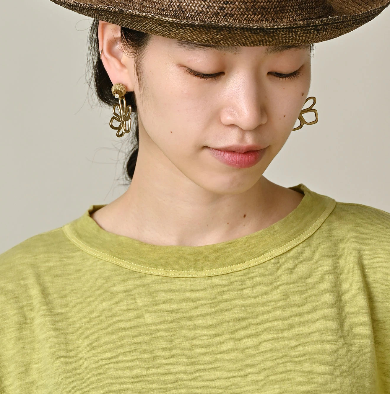 45R Big Slit T-shirt (Plant-Based Dye) - Image 11