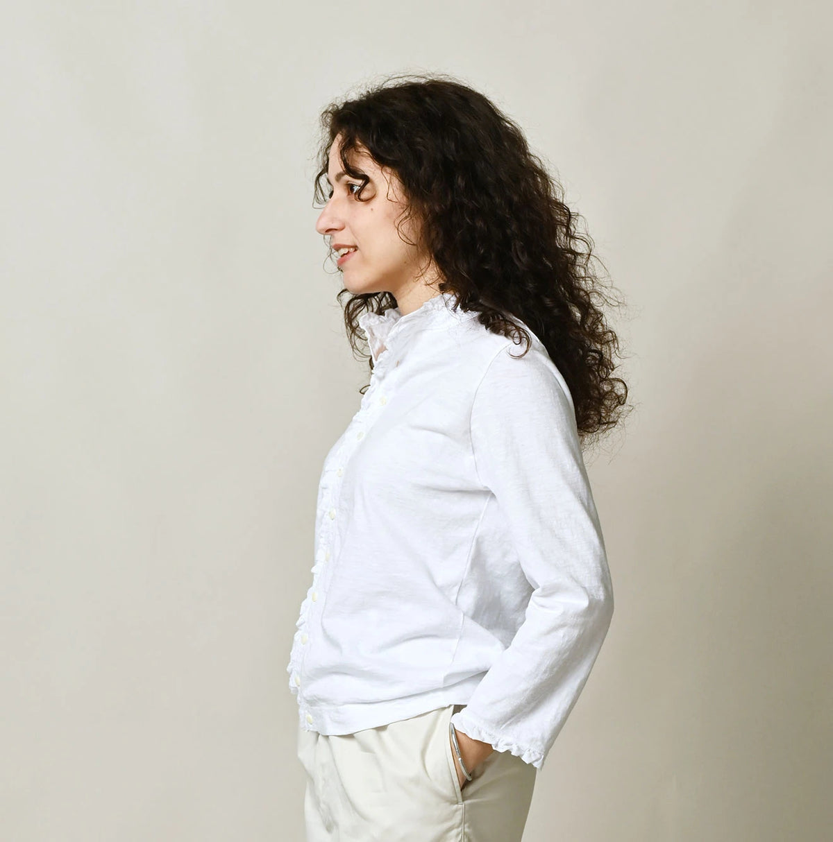 45R Frilled Square Cardigan (White)