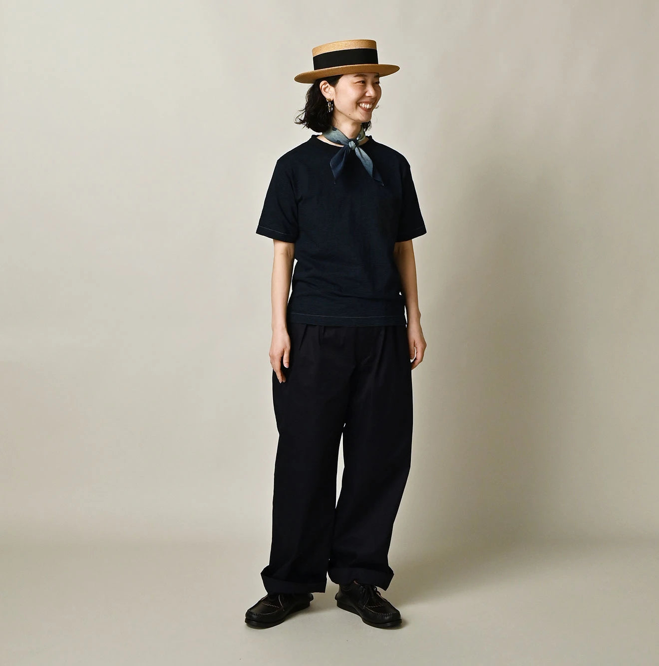 45R Indigo Cleric Arch Logo T-shirt - Image 2