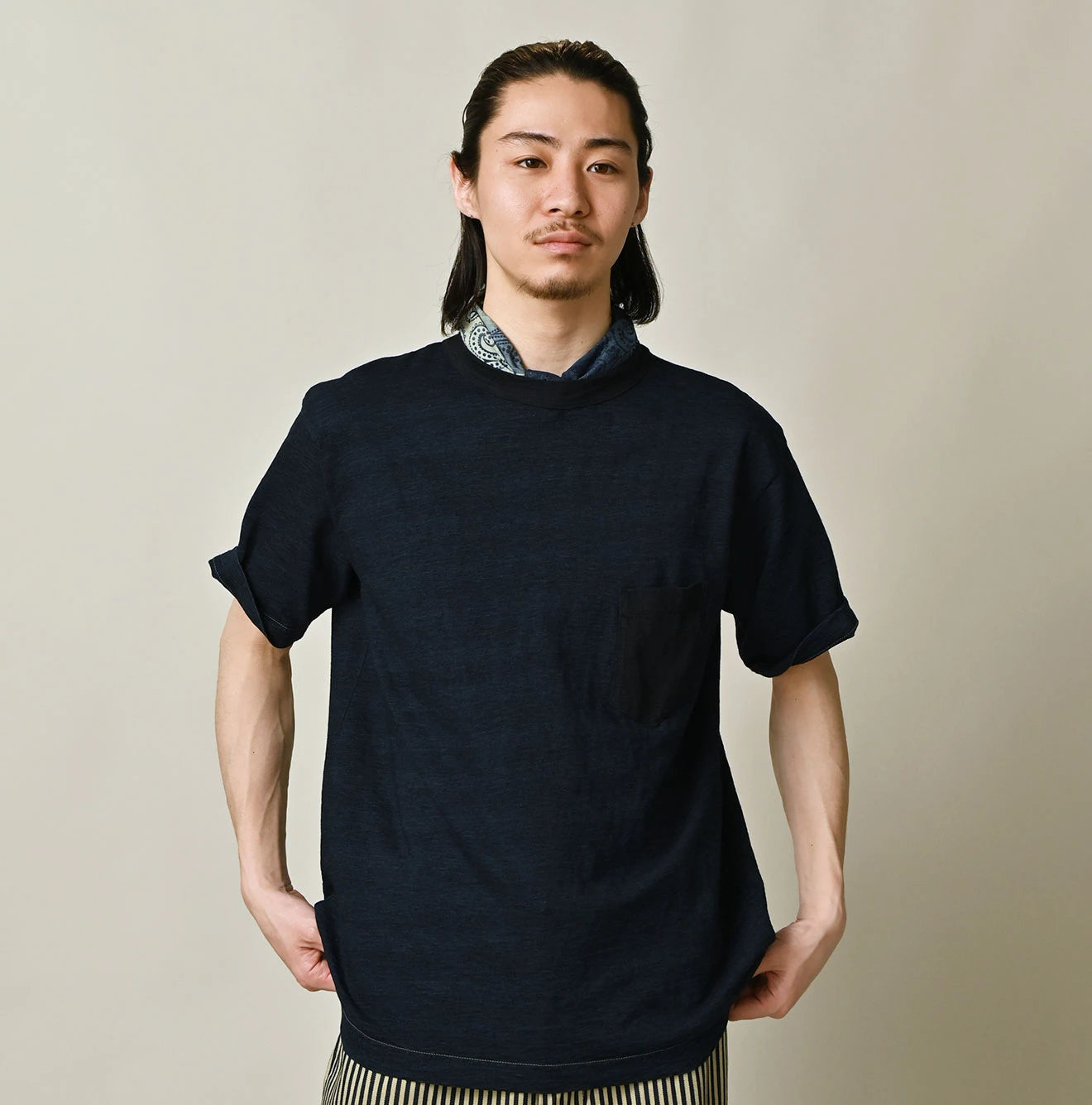 45R Indigo Cleric Arch Logo T-shirt - Image 7