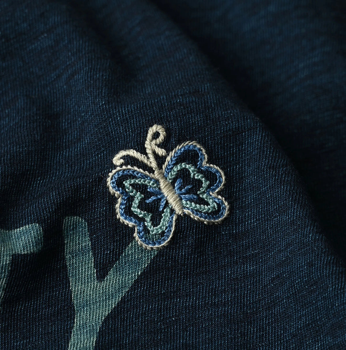 45R Indigo Swallowtail Butterfly Embroidery 908 T-shirt