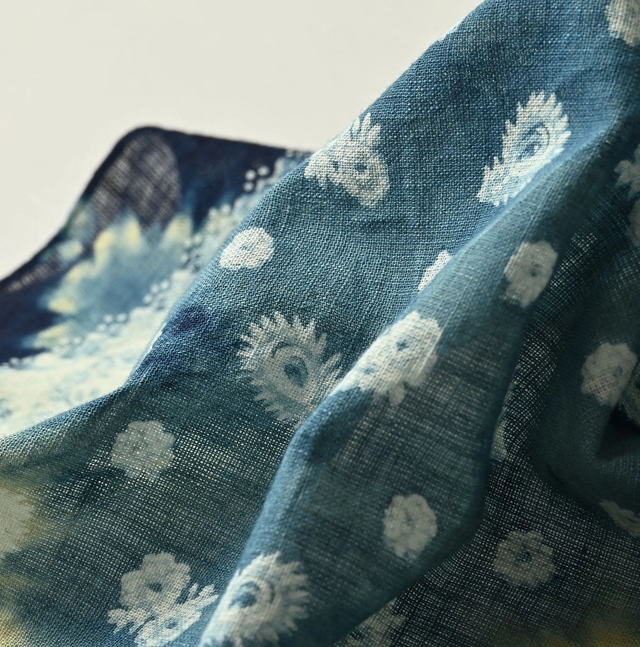 45R Indigo Gauze Floral Arashi Bandana