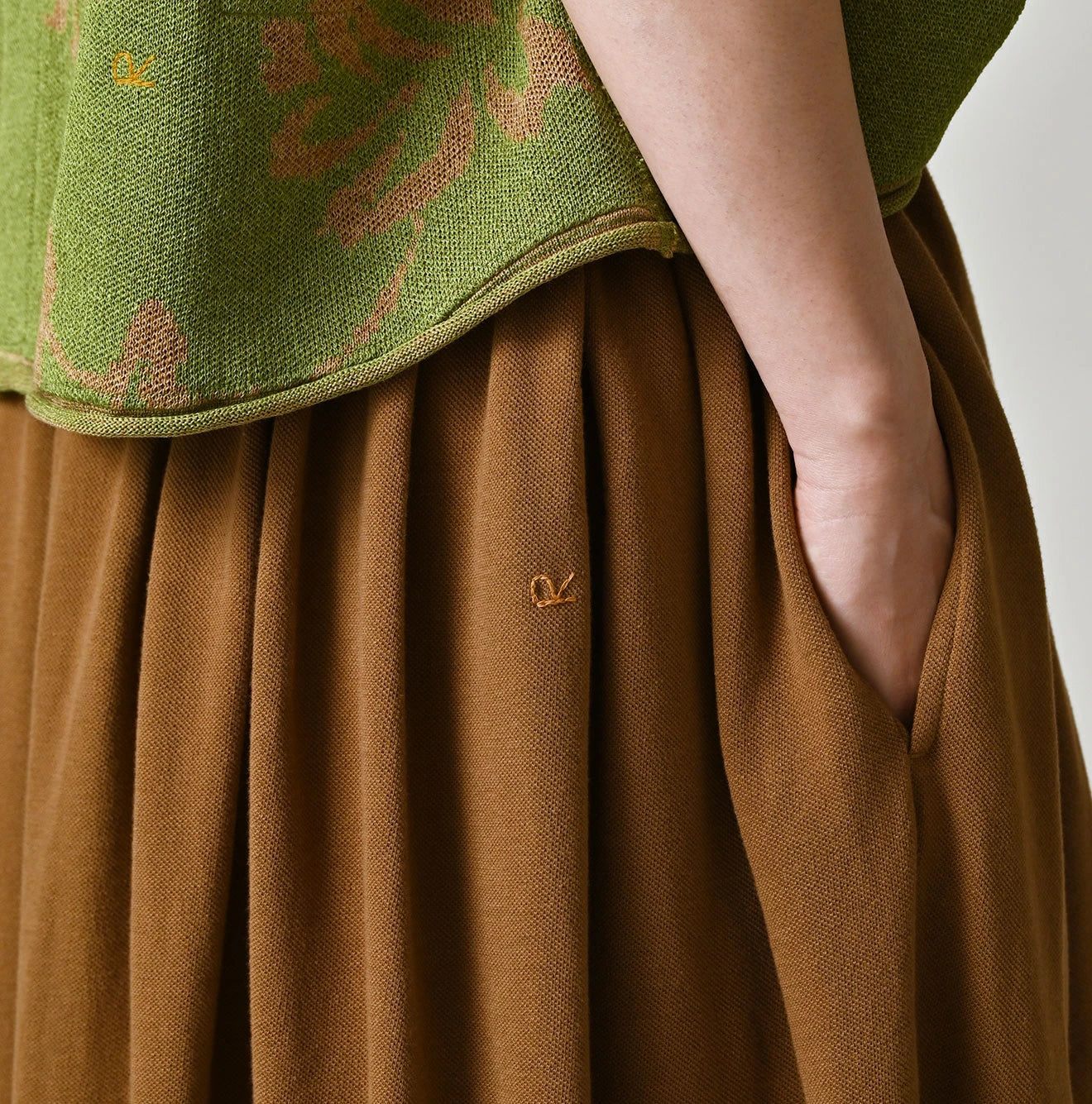 Cotton Pique Gathered Skirt - Image 14