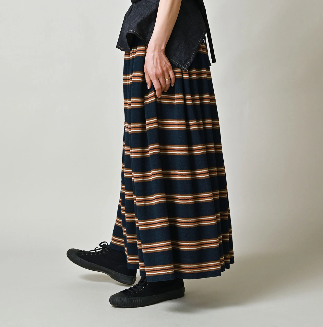 45R Indigo Cotton Pique Stripe Gathered Skirt - Image 4