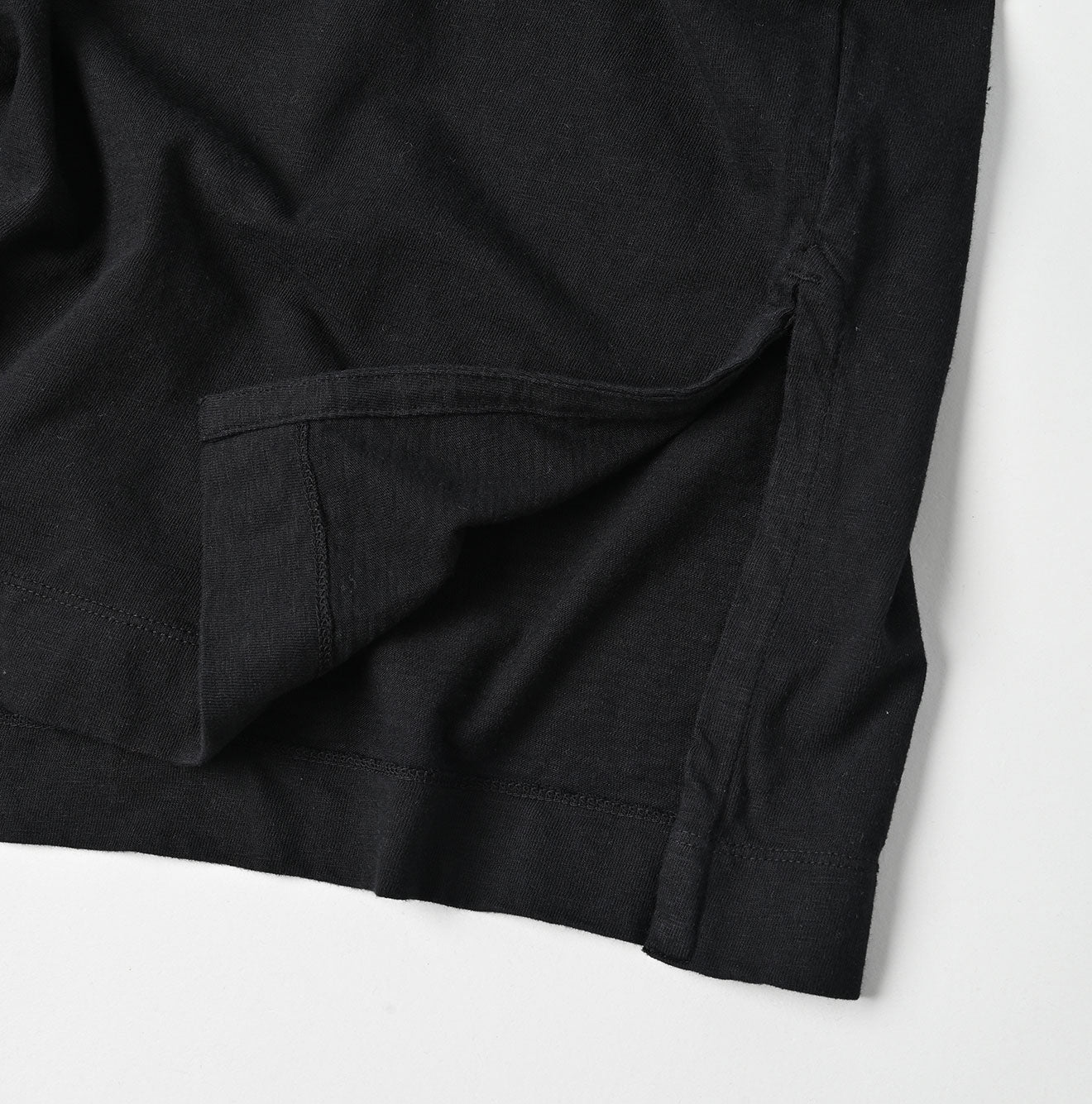 45R Big Slit T-shirt