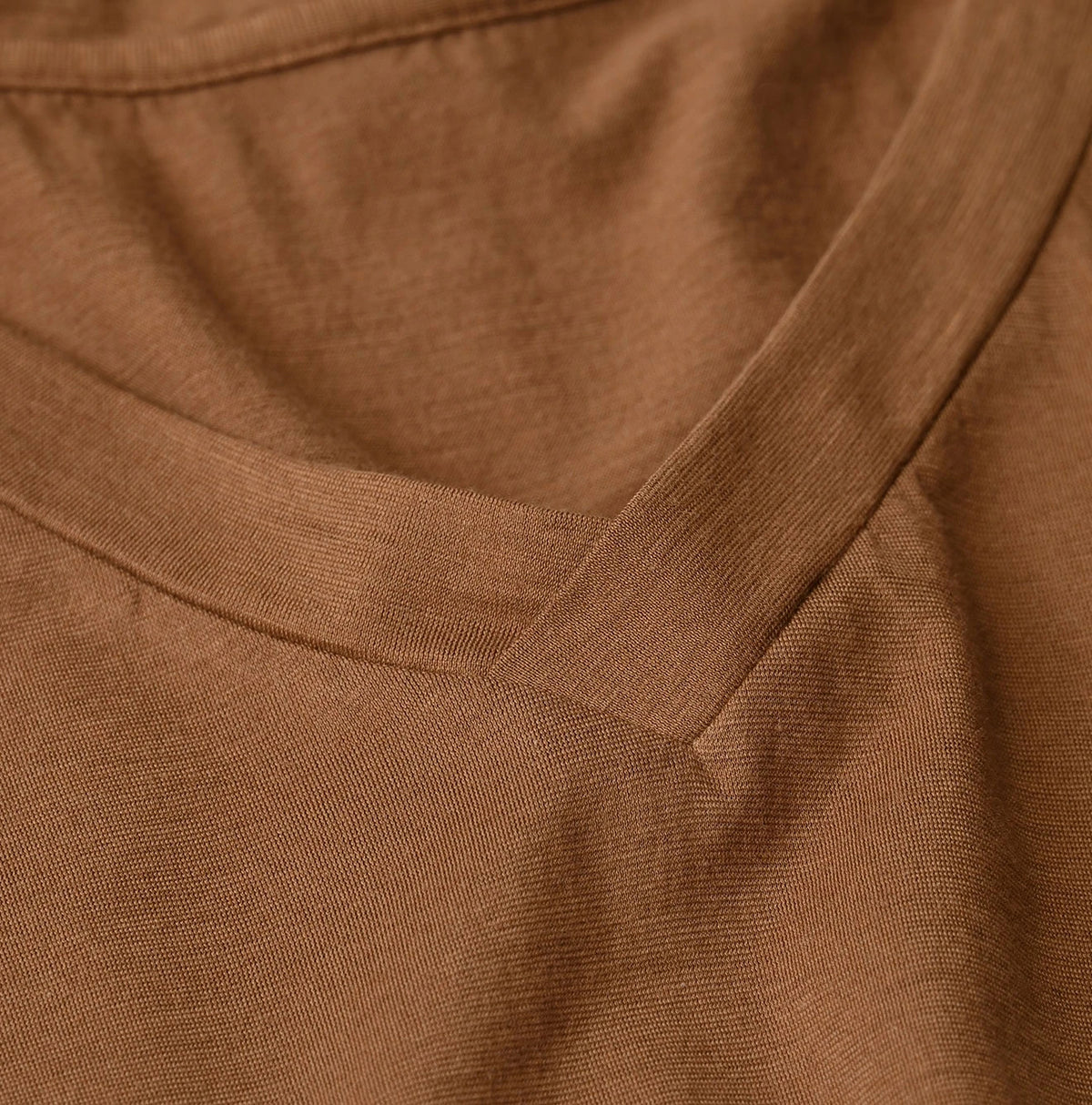 45R Supima Lightweight V-Neck T-Shirt