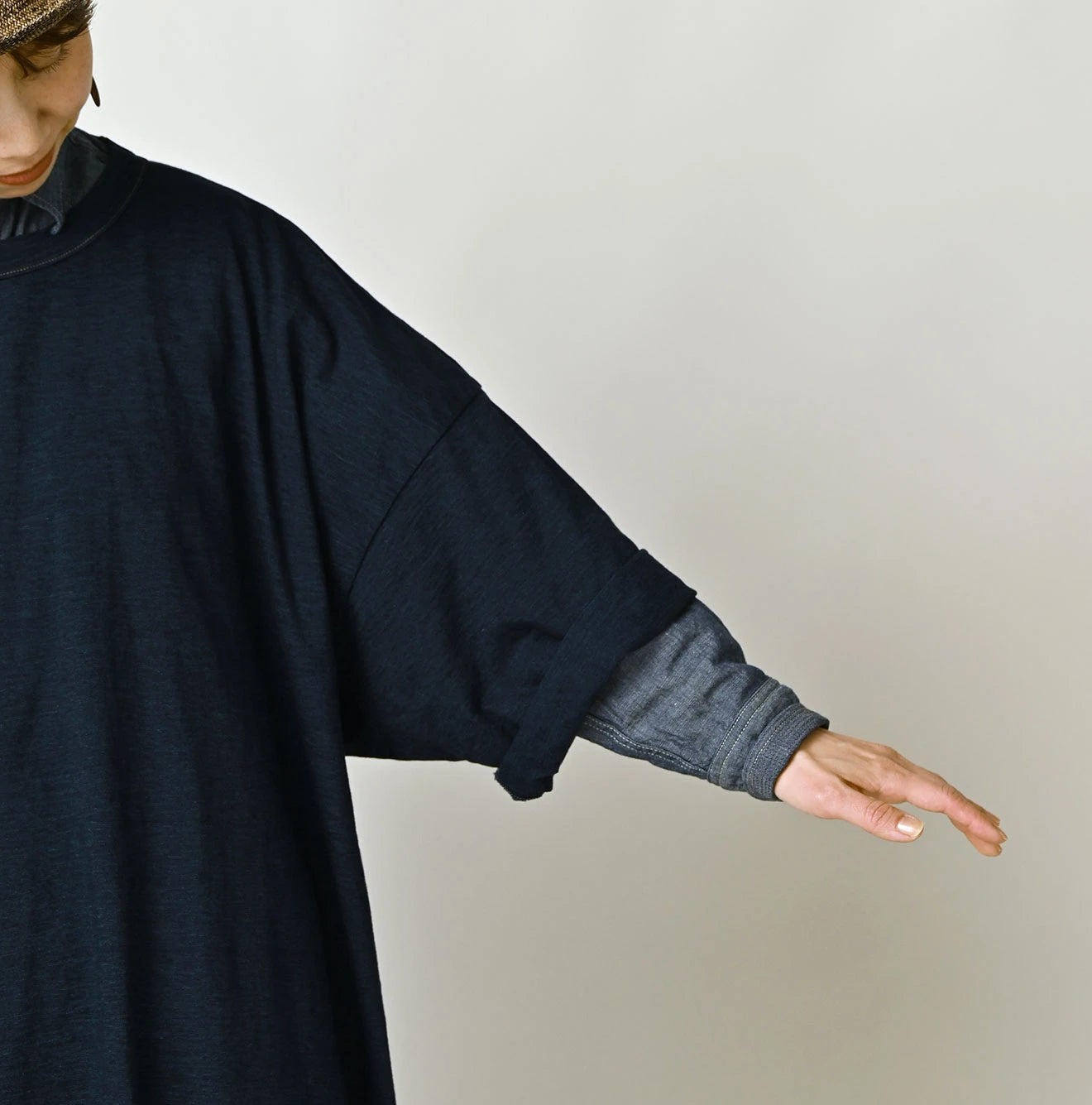 45R SIZE 9.8 | Indigo Ocean 908 Short Sleeve T-shirt - Image 11