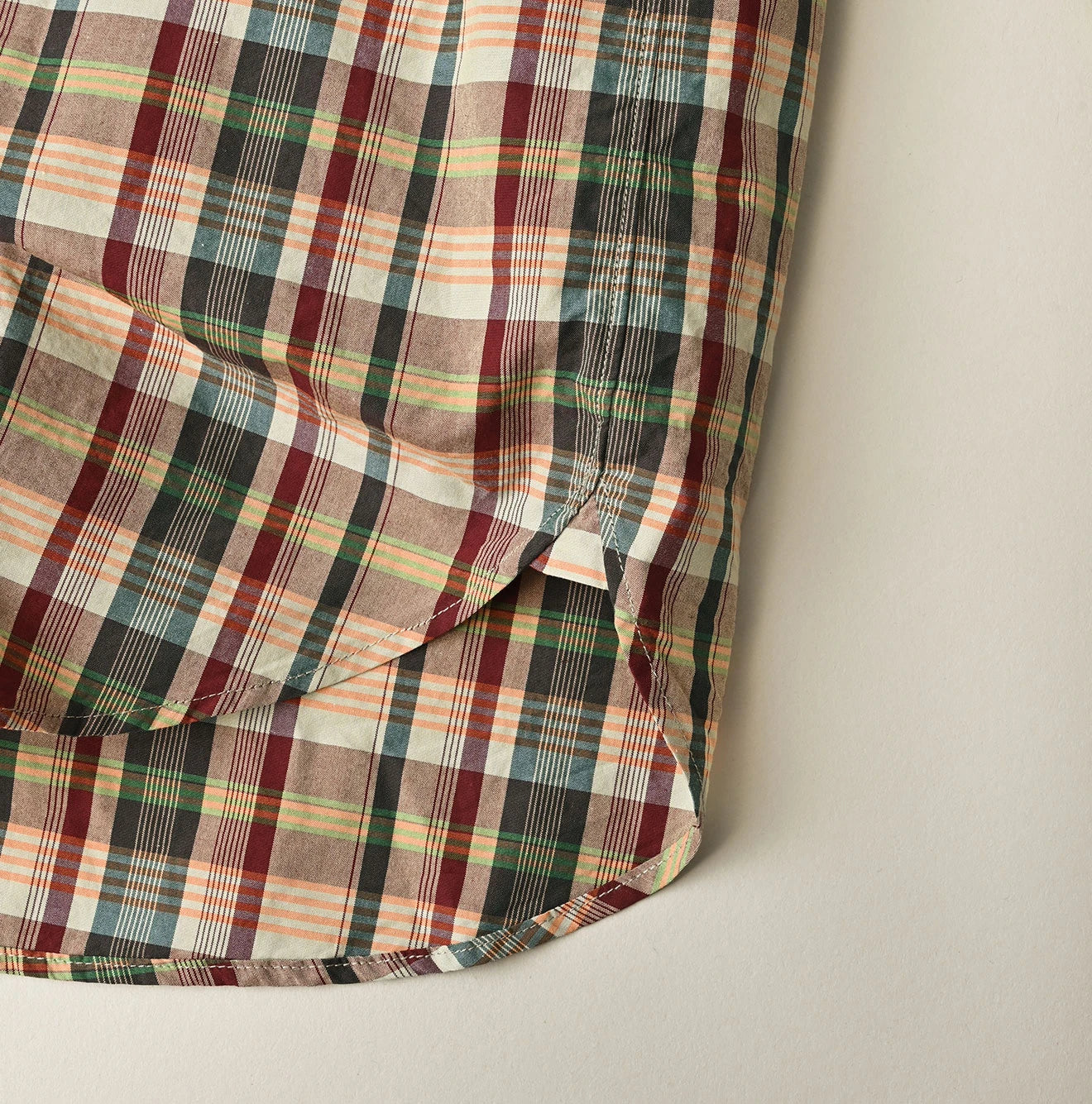 45R Broadcloth Madras 908 Loafer Shirt - Image 23