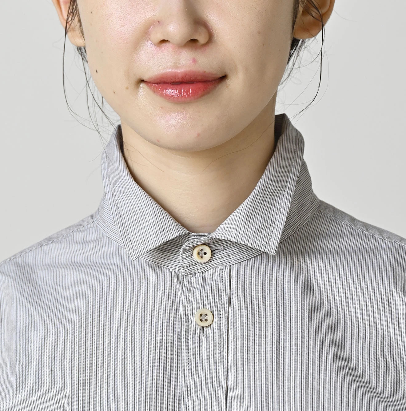 45R Broadcloth Petite Collar Coupe Shirt - Image 14