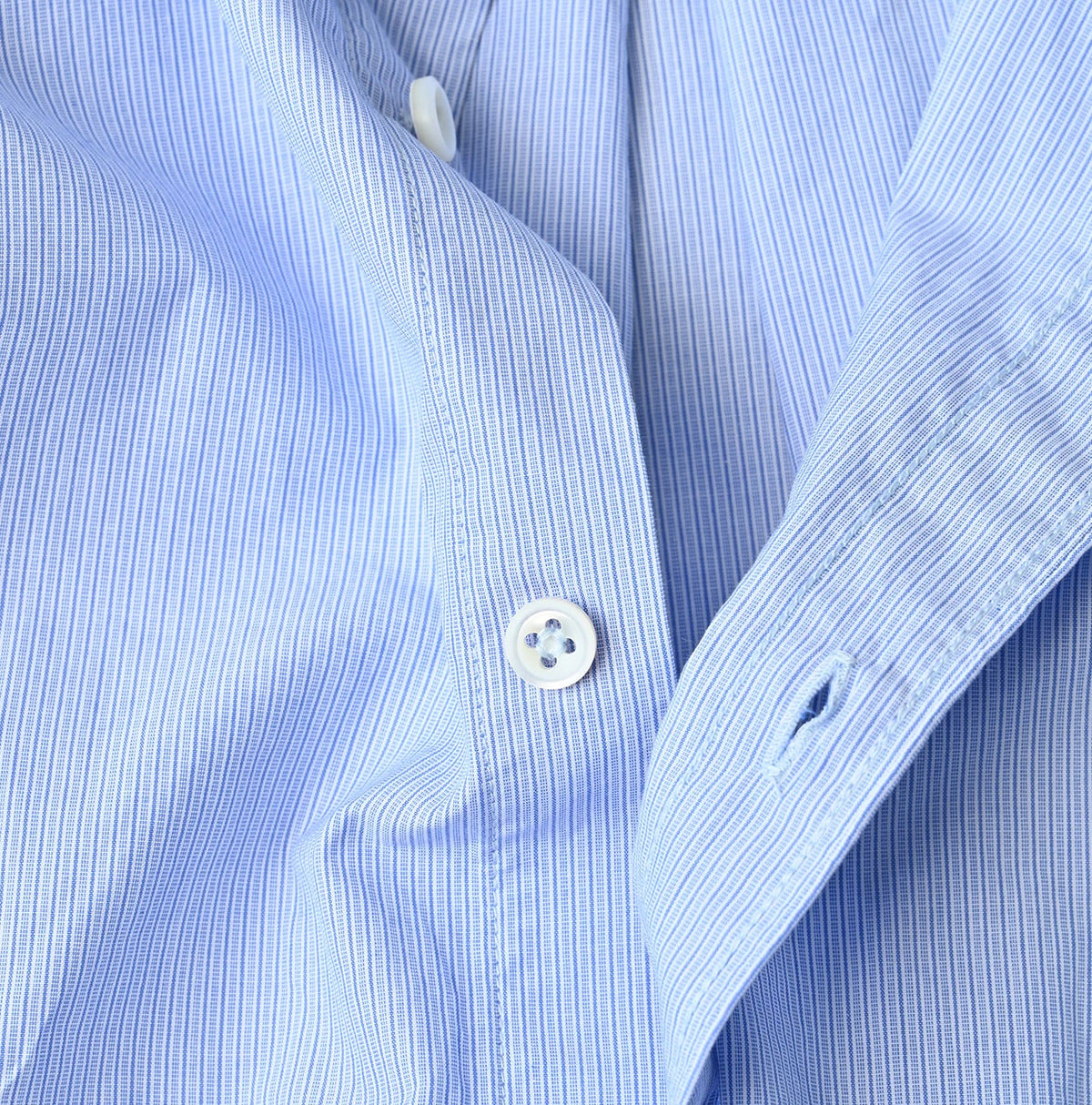 45R Broadcloth Petite Collar Coupe Shirt
