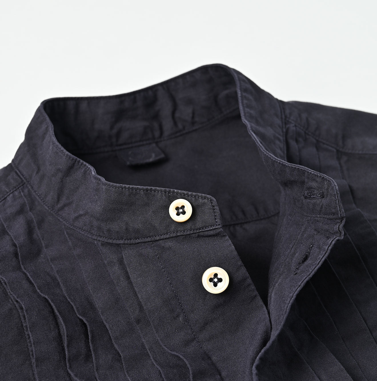 45R Damp Pintuck Petit Loafer Shirt - Image 13