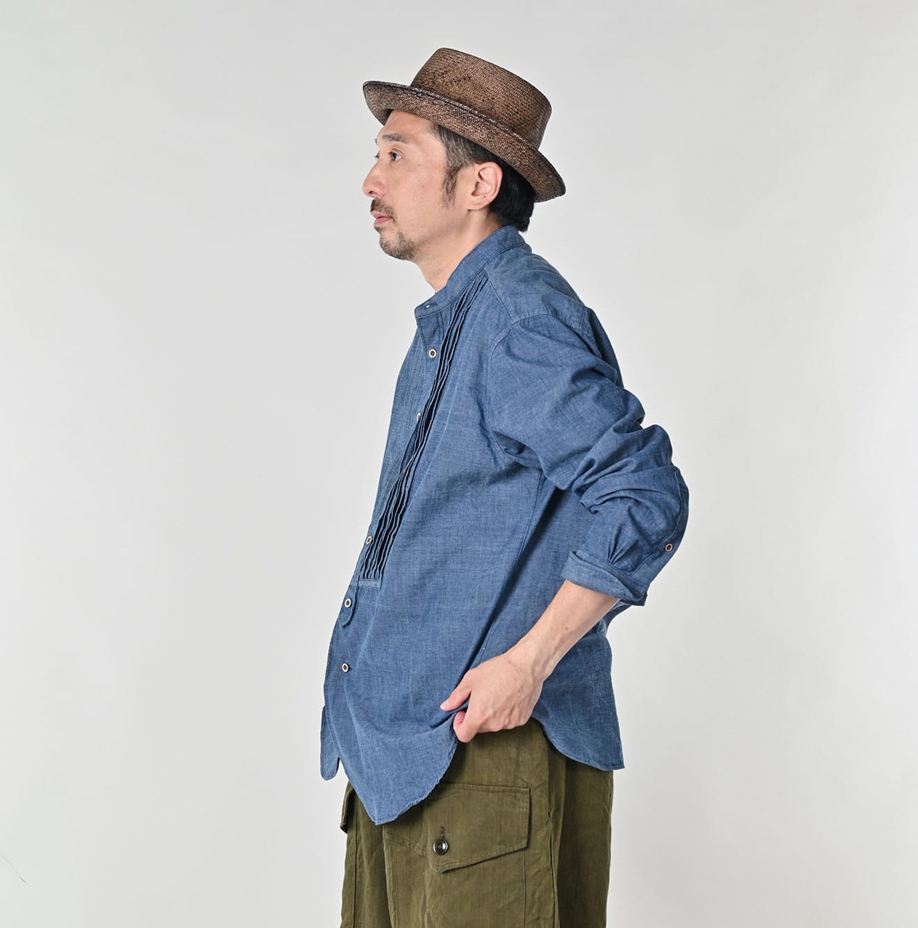 45R Indigo Khadi Ox 908 Pintuck Stand Collar Shirt - Image 8