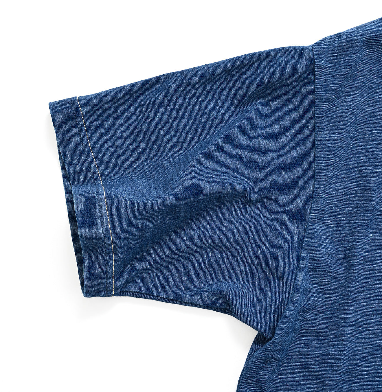 靛蓝 908 短笛徽标 T 恤
