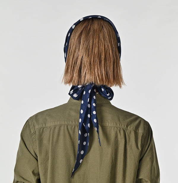 45R Dots Wakame Scarf