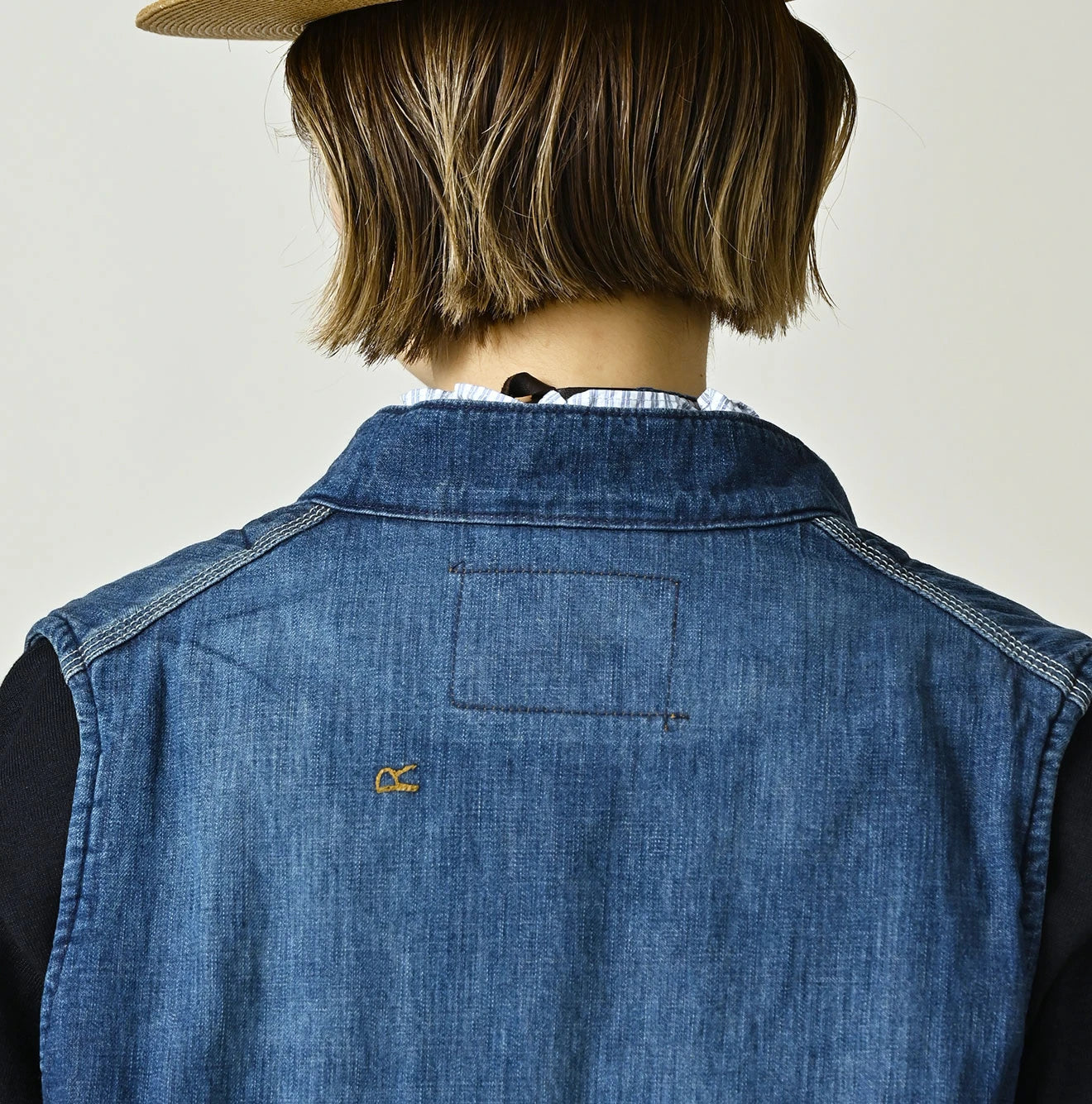 45R Komugi Denim × Rag Fleece 908 Mountain Vest Distressed - Image 12