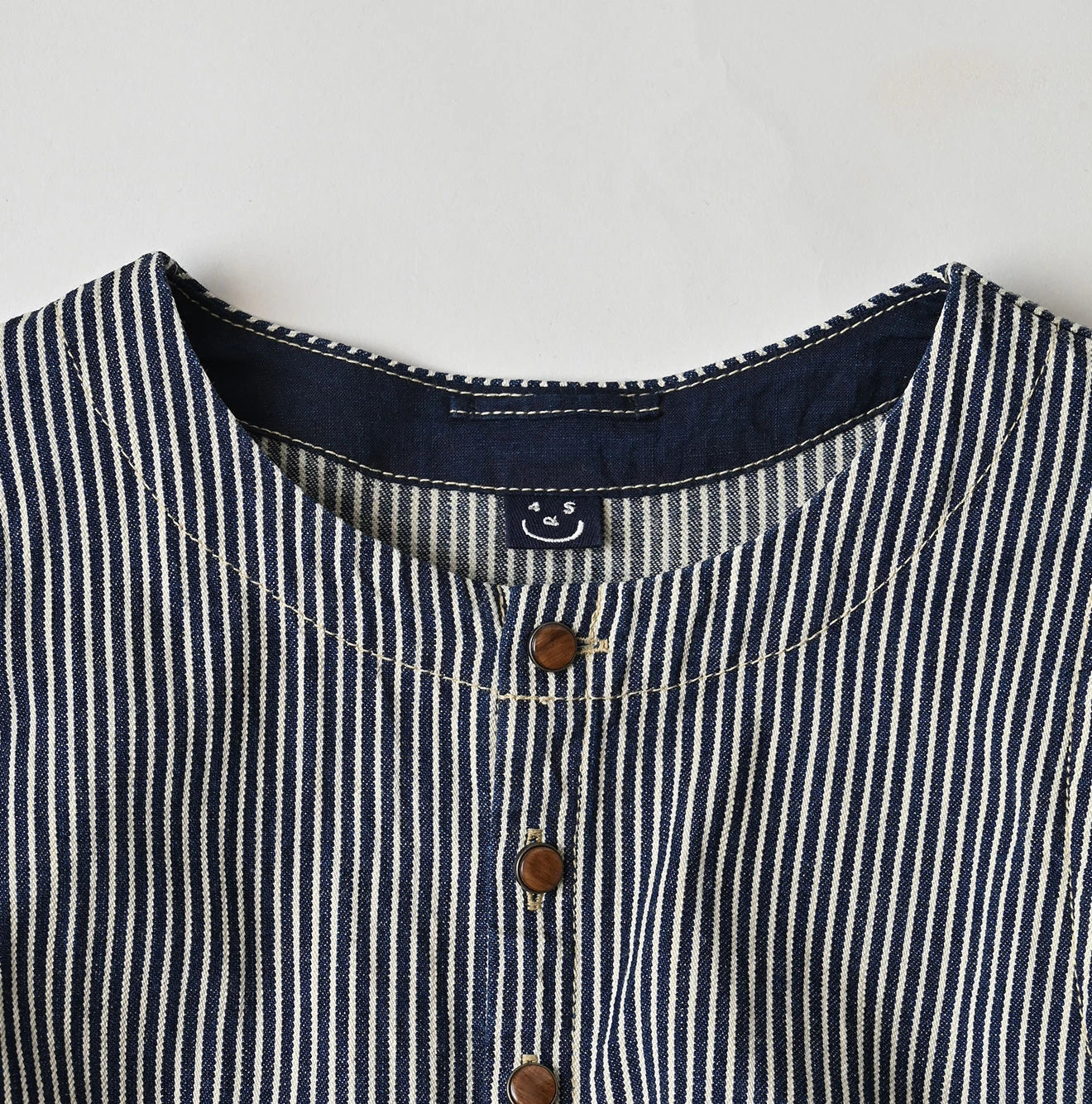 45R Komugi Denim Puff Blouse - Image 14