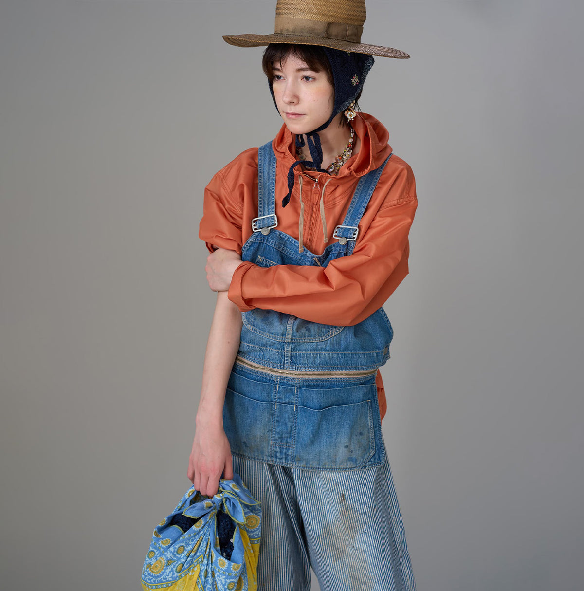 Komugi Denim Over Tablier Distressed