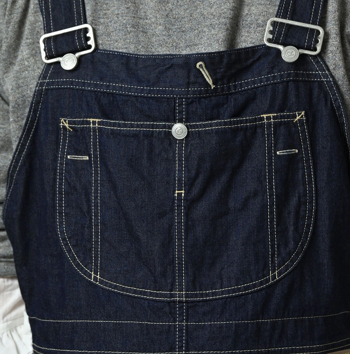45R Komugi Denim Over Tablier Nou