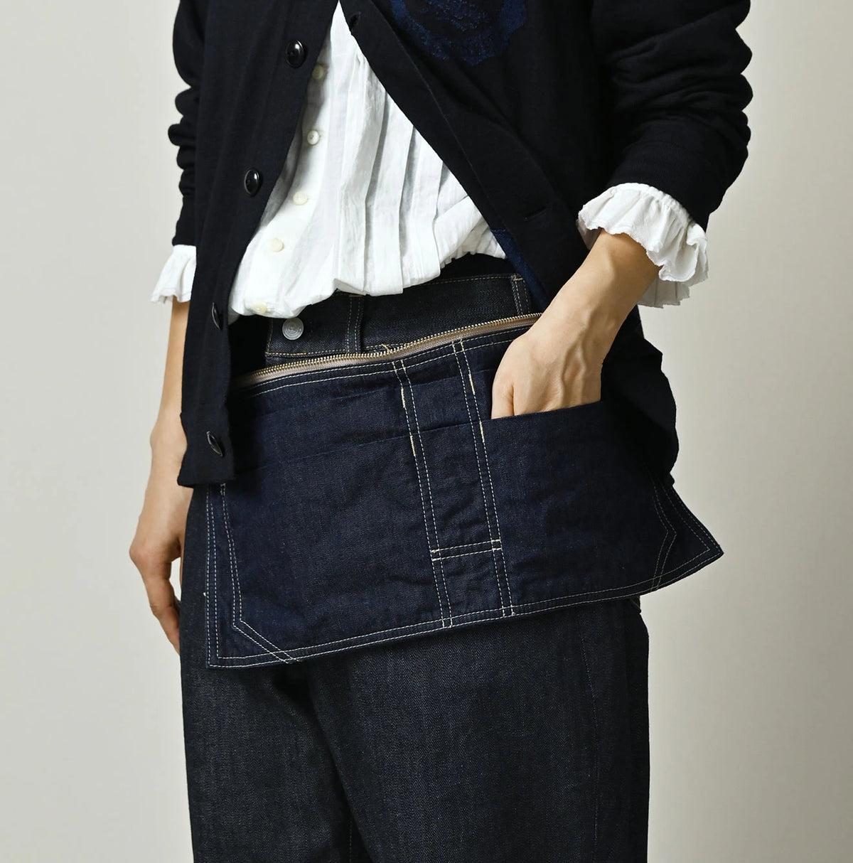 45R Komugi Denim Over Tablier Nou