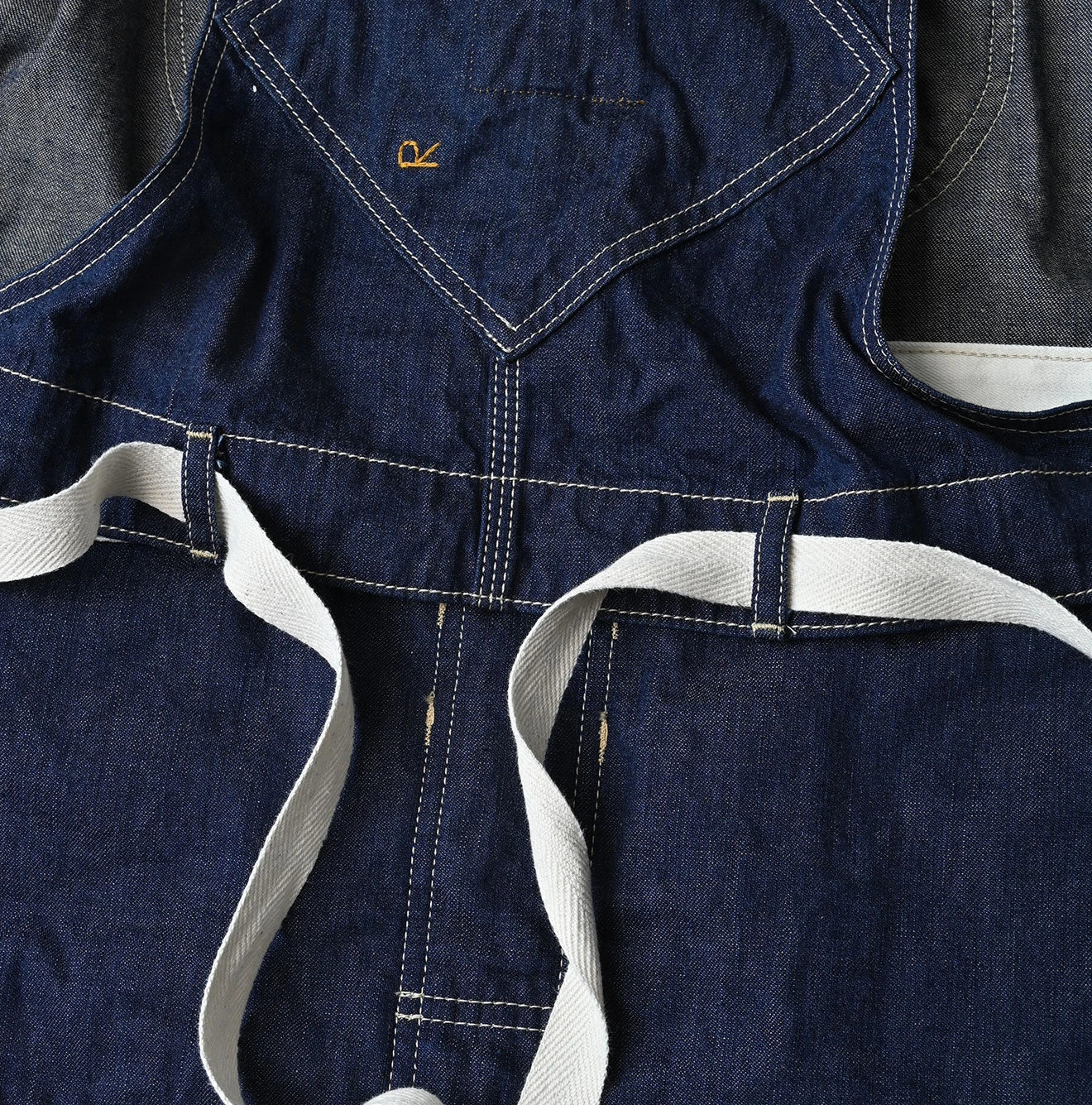 45R Komugi Denim Over Tablier Nou