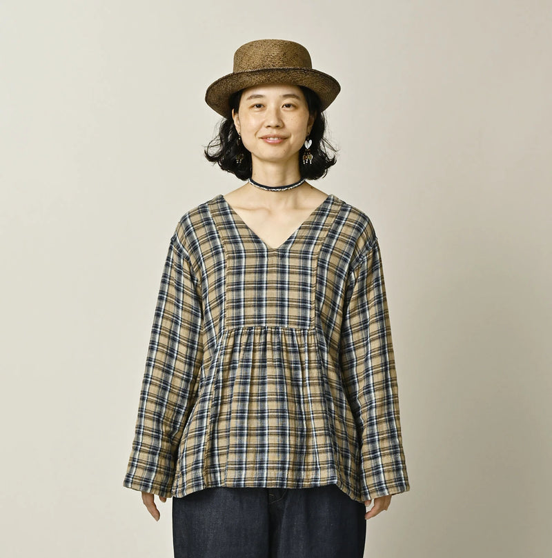 45R Indigo Doublecloth V-Gathered Blouse - Image 7